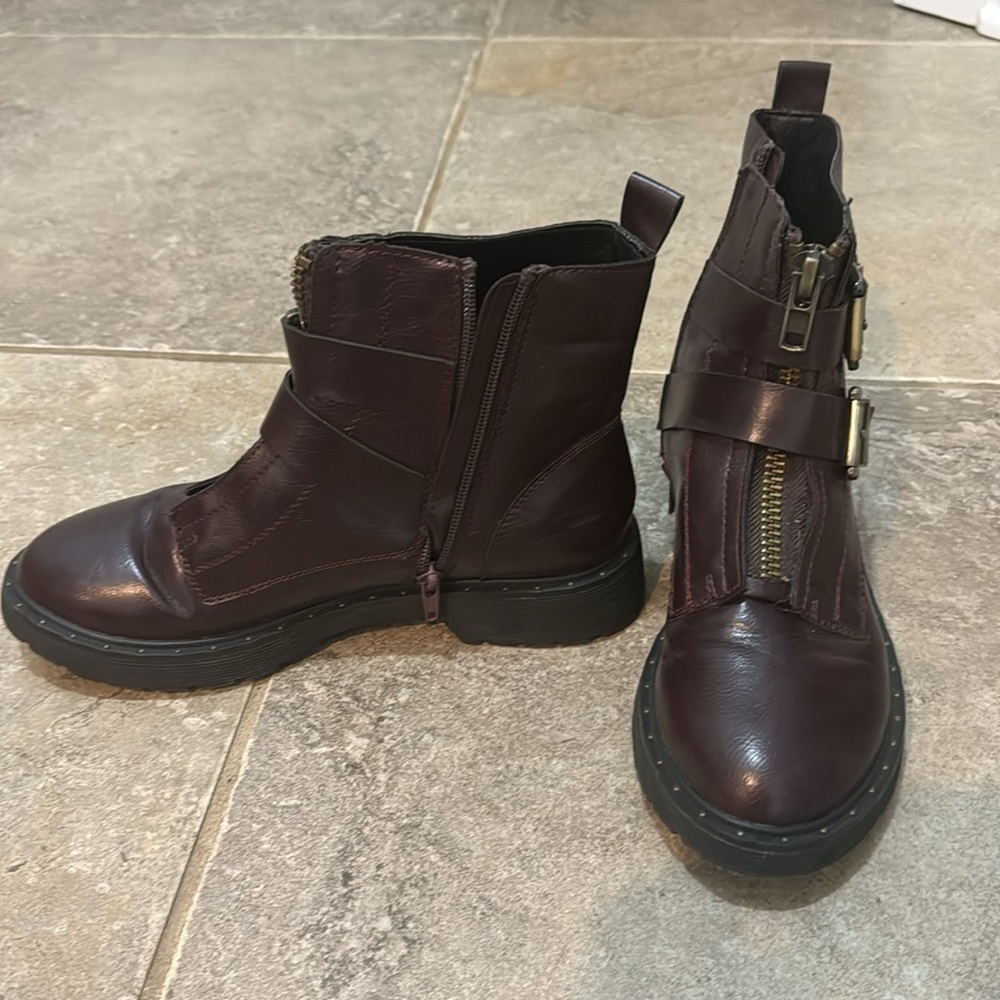 Excellent condition boots - Picture 2 of 5